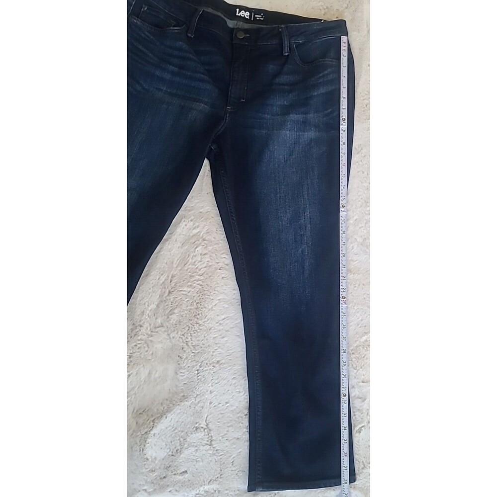 Lee Regular Fit Straight Leg Women's Jeans Size 20M Blue Stretch Dark Wash - Picture 8 of 14